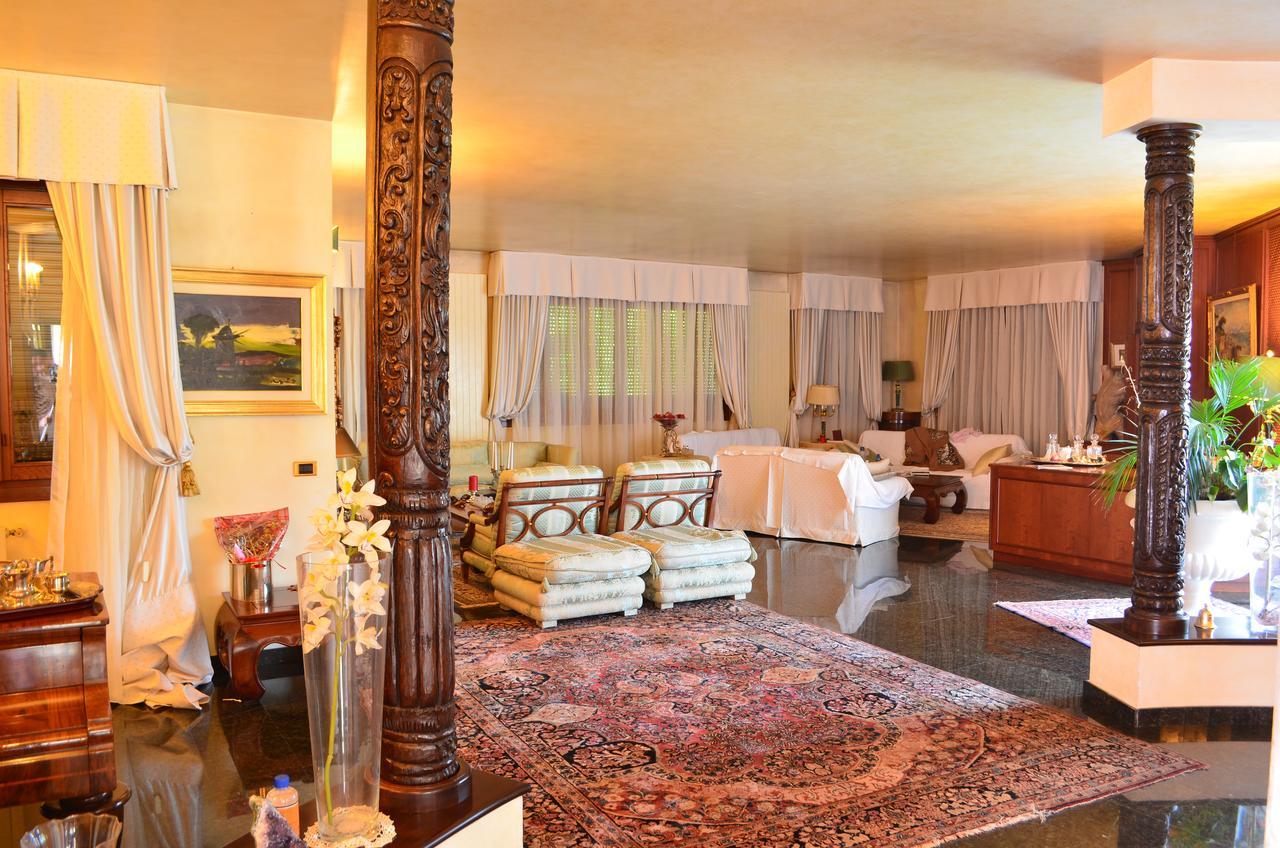 Villa Olivares Corbetta Екстериор снимка